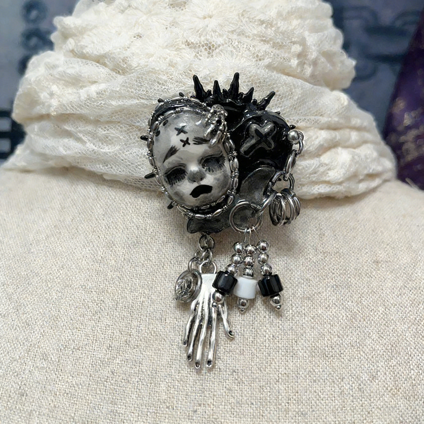 Spectral Hand Spiked Brooch&Ring