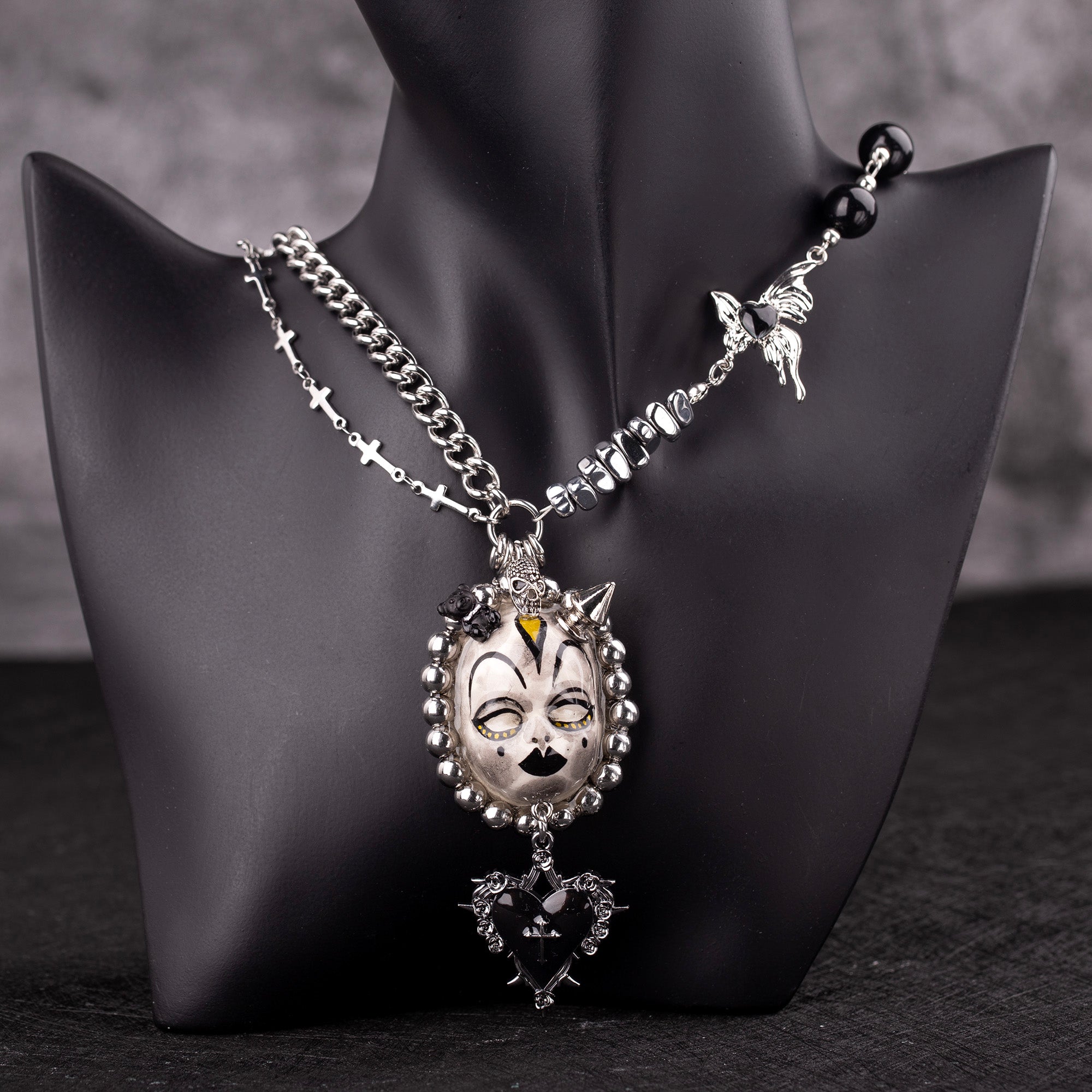 Black Heart Nightmare Slumber Necklace