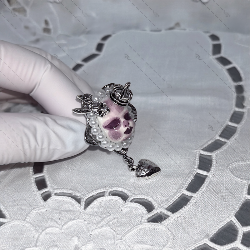 Dusty Lavender Pearl-Bordered Crowned Doll Dangling Heart Ring