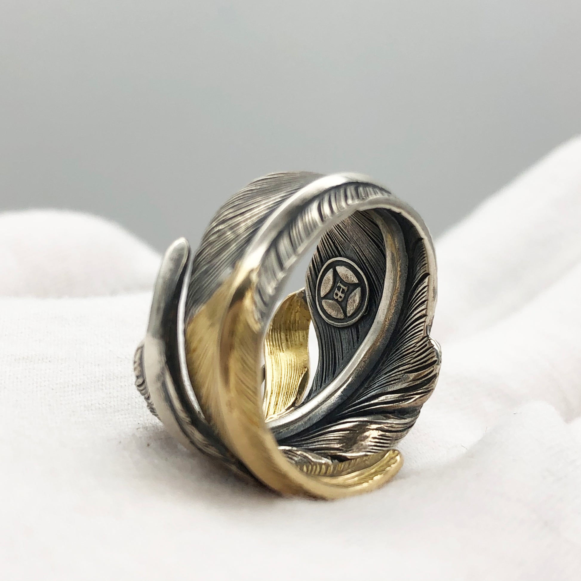 Silver Golden Feather Ring -   Sunro Raven