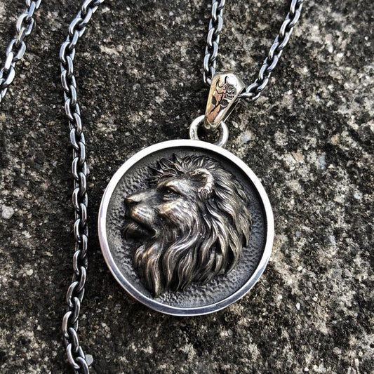 The Lion King Silver Pendant Sunro Raven