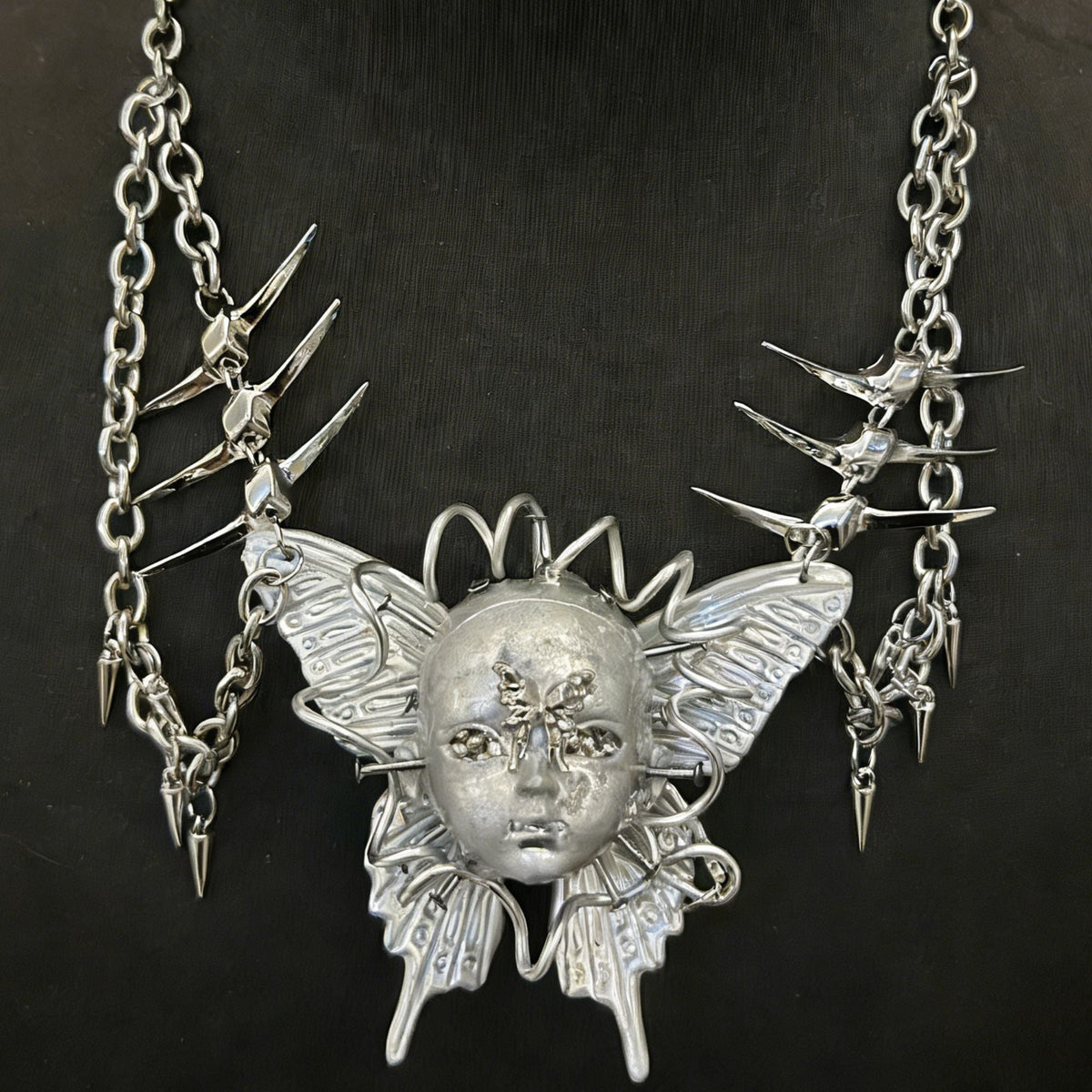 Mechanical Wind Butterfly Necklace