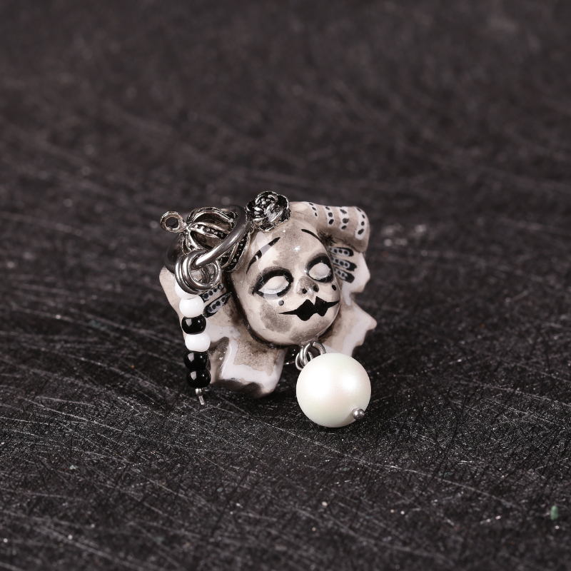 Black and White Clown Crown Ring