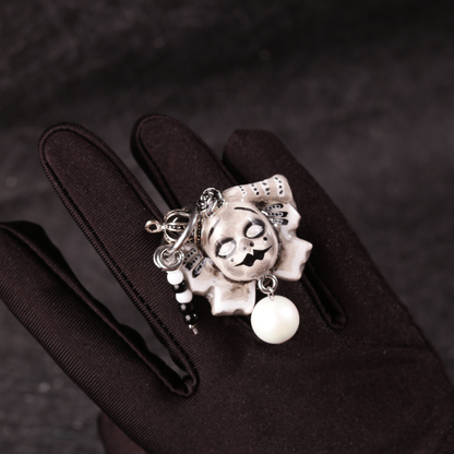 Black and White Clown Crown Ring