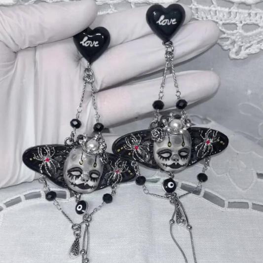 Creepy Doll Punk Black Heart Spider Drop Earrings