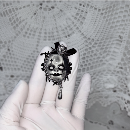 Dark Ribbon Bow  Clown Small Cross Eye Makeup Ring