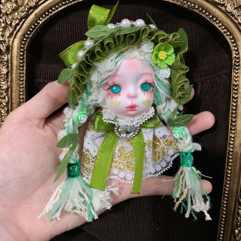 Forest Green Bonnet And White Lace Leaves Art Doll Brooch