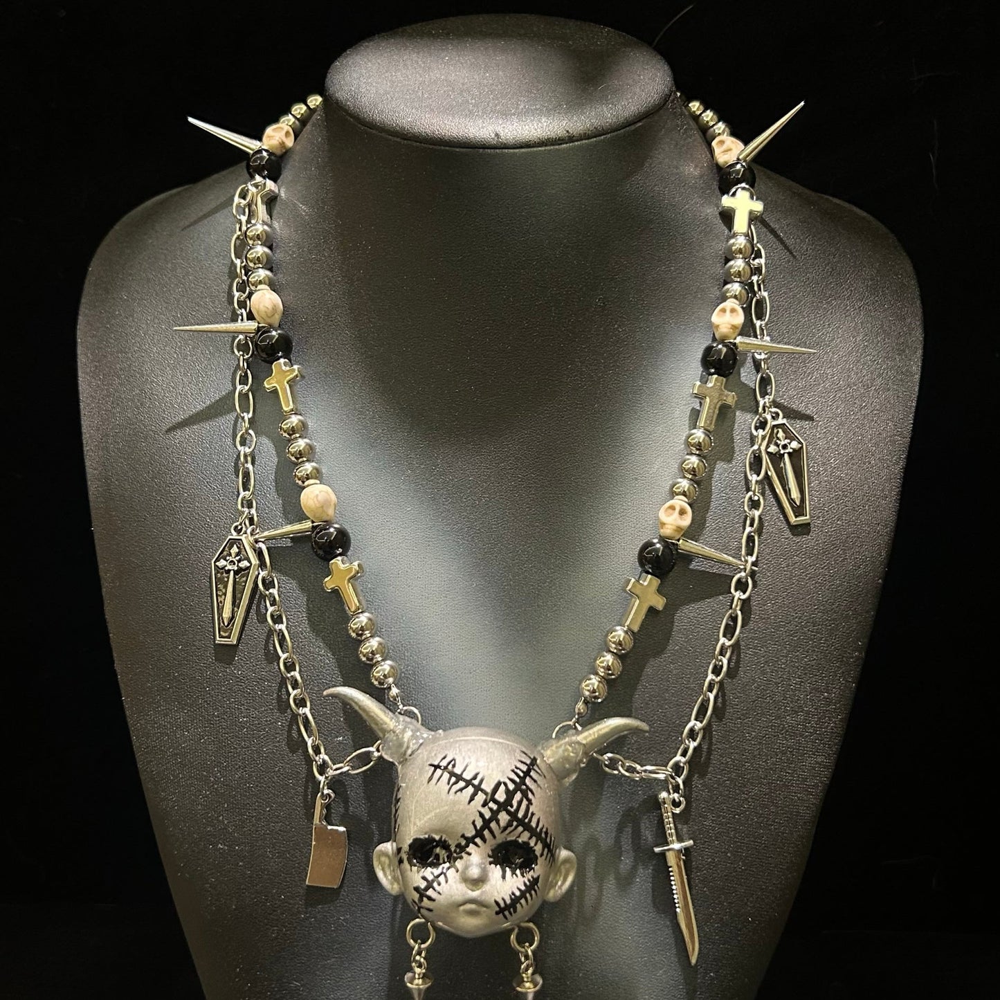 Silver Scar Baby Head Necklace