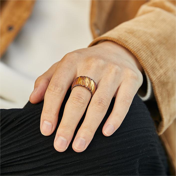 Thick Elegant Inlaid Gold Wide Ring - Sunro Raven