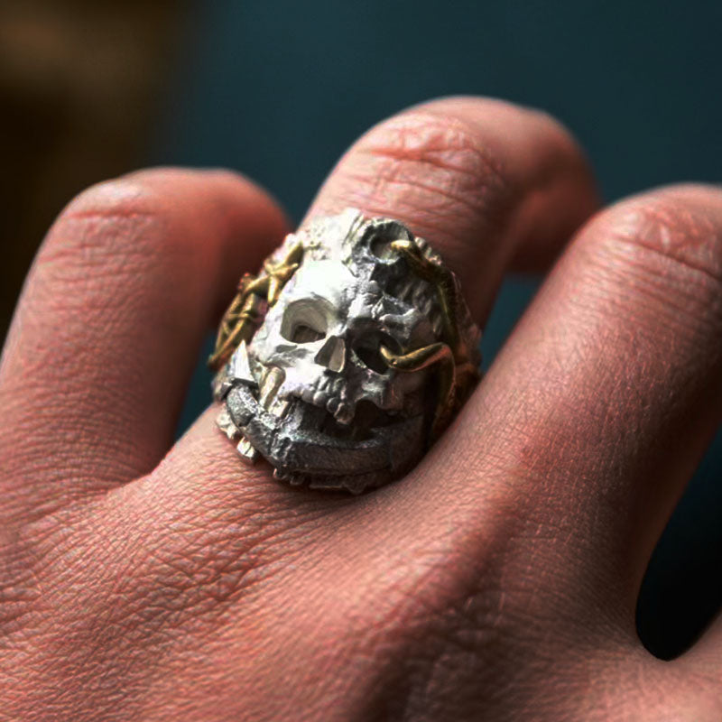 Abyssal Skull Sterling Silver Ring Sunro Raven