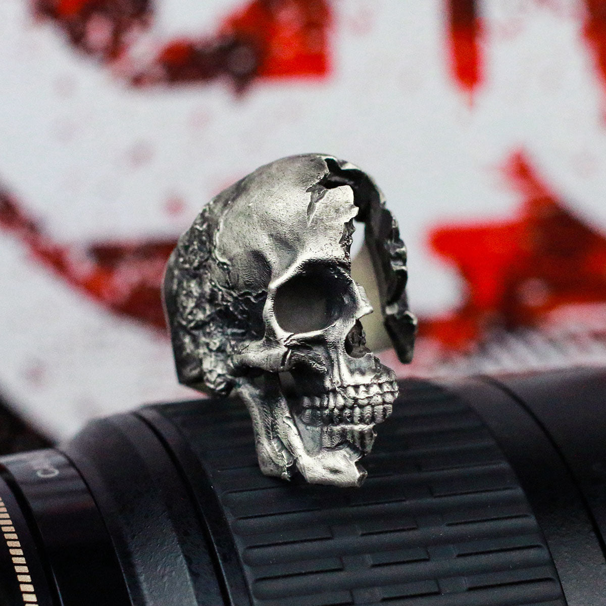 Broken Skull Silver Ring Sunro Raven