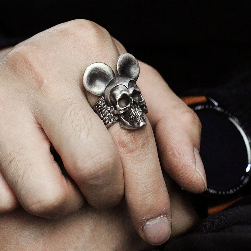 Mickey mouse outlet skull ring