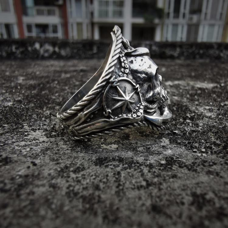 Marine Series Silver Ring Sunro Raven