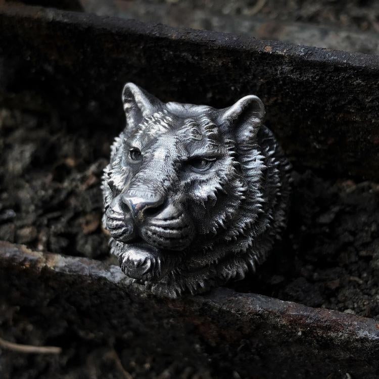 Wild Tiger Silver Ring Sunro Raven