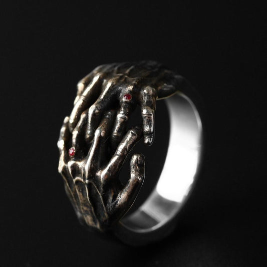 Silent Grip Silver Ring Sunro Raven
