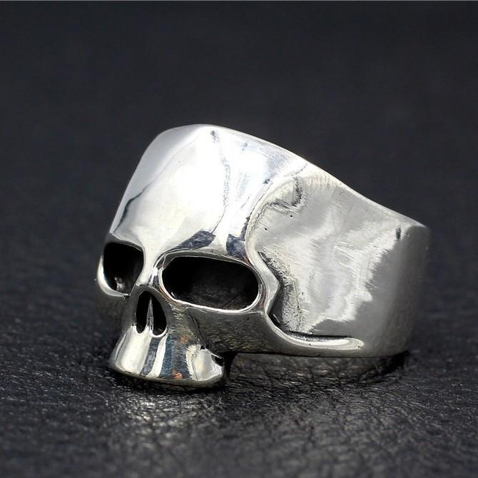 Simple Skull Locomotive Silver Ring Sunro Raven