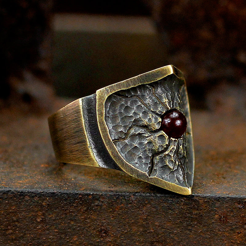 The Eye of Lava Sterling Silver Ring Sunro Raven